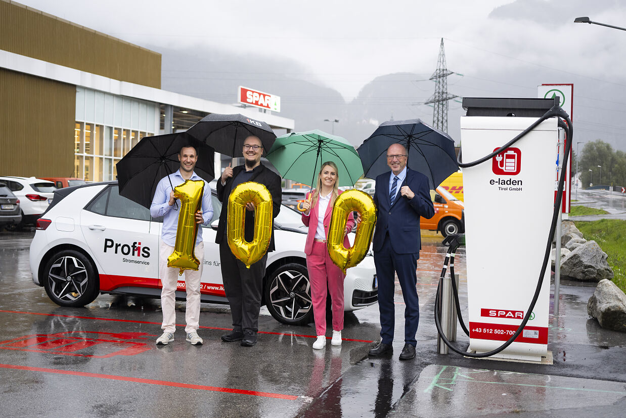 Der 100. E-Ladestandort der e-laden Tirol GmbH ist in Betrieb. 